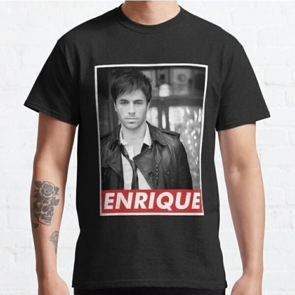 Enrique Iglesias Retro 90s Music Unisex Fan Graphic T-Shirt .